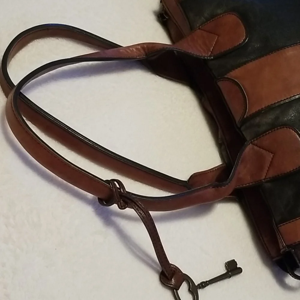FOSSIL (VRI) Vintage Re-Issue Weekender Y2K Classic Leather Bag